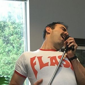 Meet your Posher, Luis